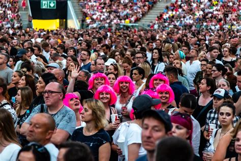 Koncert IKON: Fala euforii na Stadionie Narodowym w Warszawie!